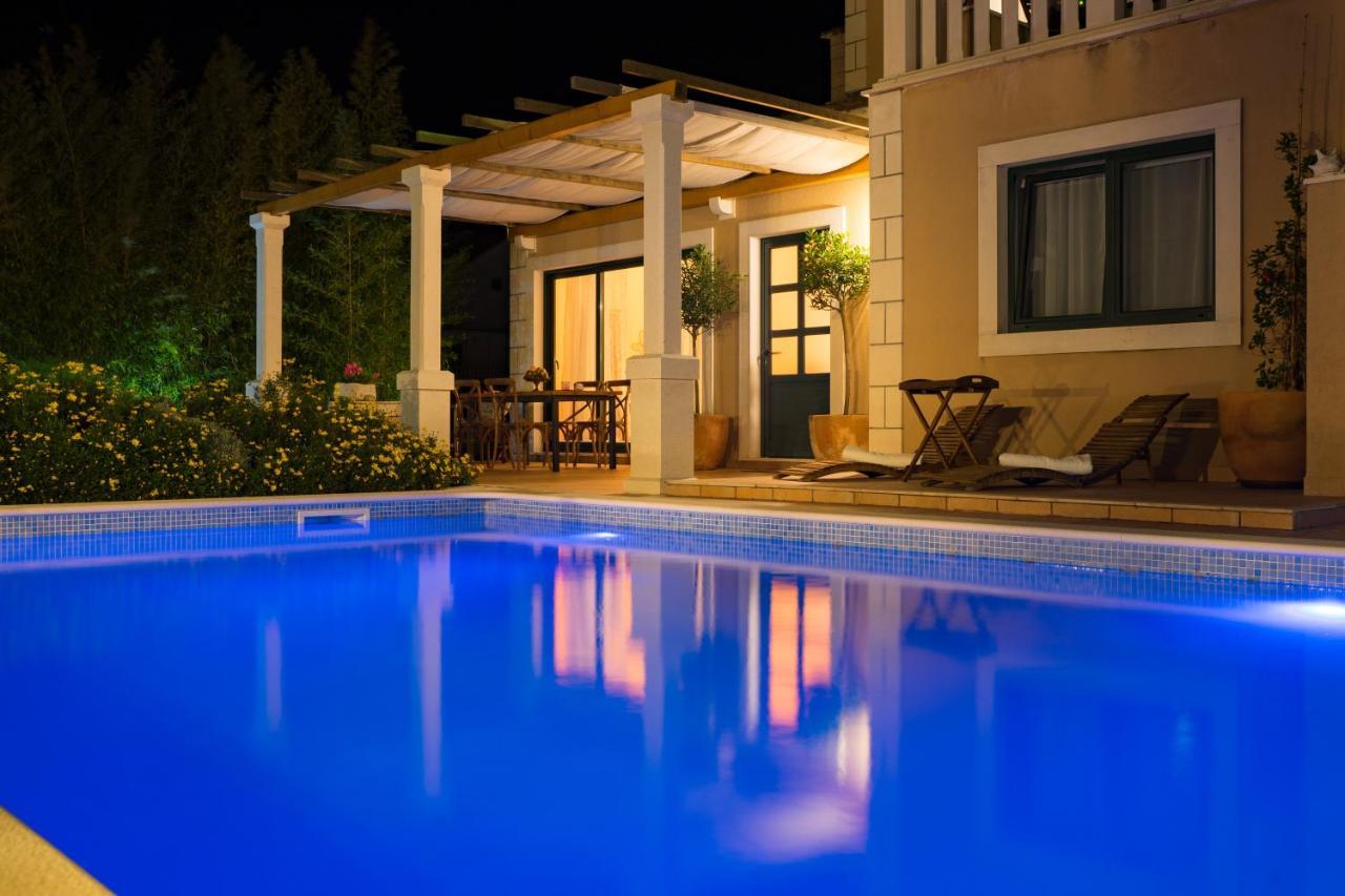 Villa Maha - Pool And Jacuzzi, Included Breakfast Korcula Town Exterior photo